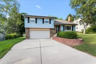 1508 Jefferson St, West Bend, WI 53090 - Photo 1