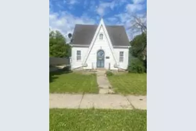 5853 N 40th St #5855, Milwaukee, WI 53209 - Photo 1