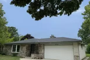 10452 W Tower Ave, Milwaukee, WI 53224 - Photo 1