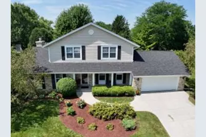 W168N10517  Deer Xing, Germantown, WI 53022 - Photo 1