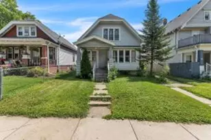 2506 S 14th St, Milwaukee, WI 53215 - Photo 1