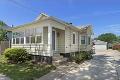 718  44th St, Kenosha, WI 53140 - Photo 1