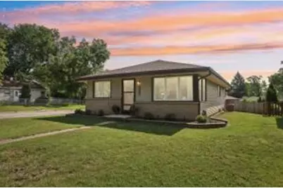 4580 N 101st St, Wauwatosa, WI 53225 - Photo 1