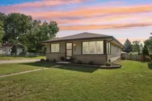 4580 N 101st St, Wauwatosa, WI 53225 - Photo 1