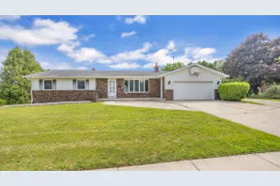 413  Center Ave, Oostburg, WI 53070 - Photo 1