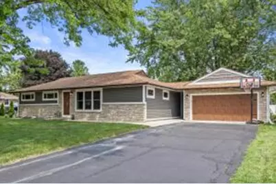 1506 S Green Ridge Ter, New Berlin, WI 53151 - Photo 1