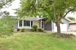 2091 E Spruce Ct, Oak Creek, WI 53154 - Photo 1