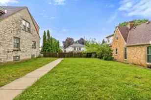 2407 S 79th St, West Allis, WI 53219 - Photo 1