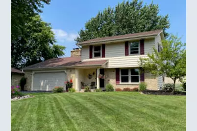 13820 W Thomas Dr, New Berlin, WI 53151 - Photo 1