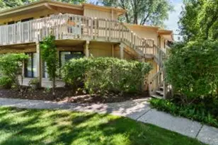 710 Country Club Dr, Fontana, WI 53125 - Photo 1