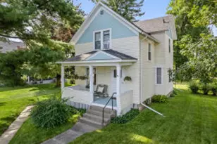 206 State St, Holmen, WI 54636 - Photo 1