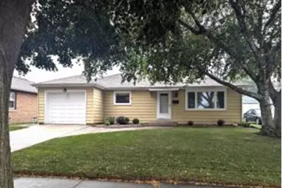 1844 N 22nd St, Sheboygan, WI 53081 - Photo 1