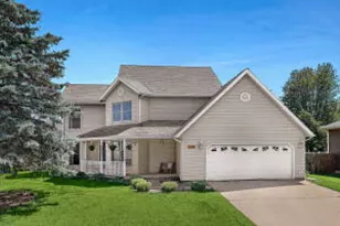 1334 Red Cedar Ct, Onalaska, WI 54650 - Photo 1