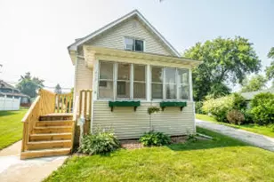 213 W Walnut St, Horicon, WI 53032 - Photo 1