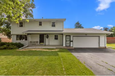 651 N Lincoln St, Elkhorn, WI 53121 - Photo 1