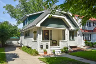 5051 N Hollywood Ave, Whitefish Bay, WI 53217 - Photo 1