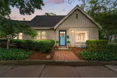 801 E Chateau Pl, Whitefish Bay, WI 53217 - Photo 1