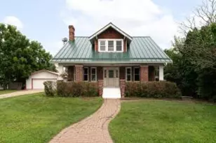 110 School St, Coon Valley, WI 54623 - Photo 1