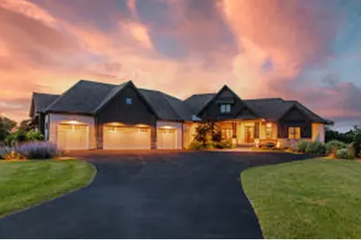 10122 W Farmdale Estates Ct, Mequon, WI 53097 - Photo 1