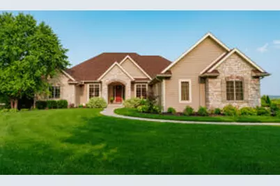 842  Stepping Stone Way, Pewaukee, WI 53072 - Photo 1