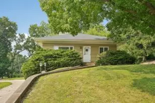 W192S7365 Bay Shore Dr, Muskego, WI 53150 - Photo 1