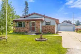 6905 Cliffside Dr, Racine, WI 53402 - Photo 1