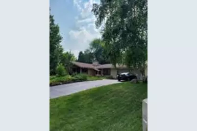 2465  Lionel Ct, Brookfield, WI 53045 - Photo 1