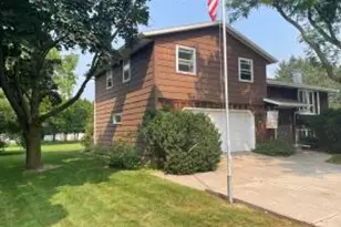 230 Harvest Ct, Manitowoc, WI 54220 - Photo 1