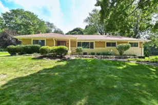 1500 Green Valley Blvd, Brookfield, WI 53045 - Photo 1