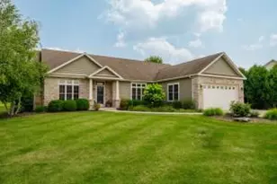 W4633 Pebble Dr, Lafayette, WI 53121 - Photo 1