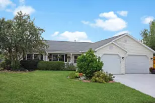 337 Sunburst Ave, Twin Lakes, WI 53181 - Photo 1