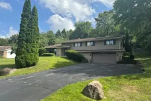 N105W20975 Oak Ln, Germantown, WI 53022 - Photo 1