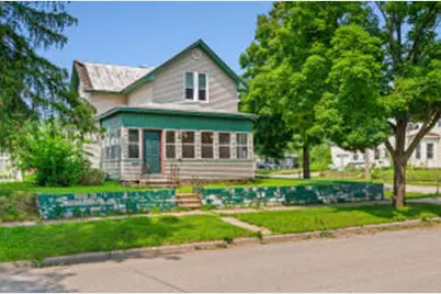 1353  Kane St, La Crosse, WI 54603 - Photo 1