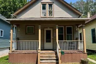 922 Georgia Ave, Sheboygan, WI 53081 - Photo 1