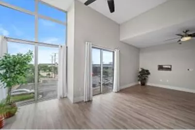 2121 S Kinnickinnic Ave, Milwaukee, WI 53207 - Photo 1