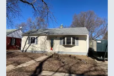 633  Newfield Dr, Beloit, WI 53511 - Photo 1