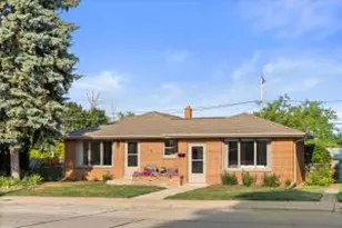 2507 S Chicago Ave, South Milwaukee, WI 53172 - Photo 1