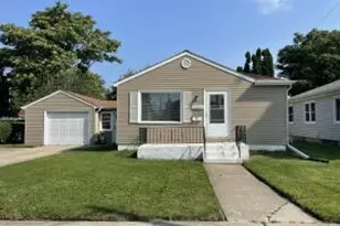 2412 Dwight St, Racine, WI 53403 - Photo 1