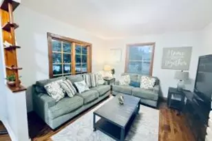 910 S 101st St, West Allis, WI 53214 - Photo 1