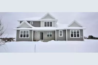 8211 W Skylark Dr, Mequon, WI 53097 - Photo 1