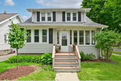 1102 N 70th St, Wauwatosa, WI 53213 - Photo 1