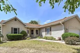 4205 W Carmel Dr, Franklin, WI 53132 - Photo 1