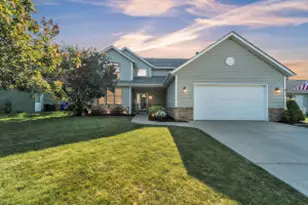 1547 24th Ave, Kenosha, WI 53140 - Photo 1