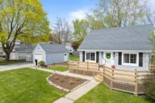 112 E Page St, Elkhorn, WI 53121 - Photo 1