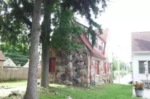 4815 W Custer Ave, Milwaukee, WI 53218 - Photo 1