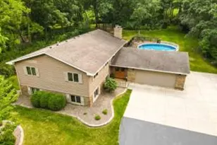 21531 81st St, Bristol, WI 53104 - Photo 1