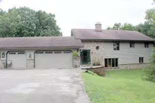 W321S4019 Sadie Ln, Genesee, WI 53189 - Photo 1