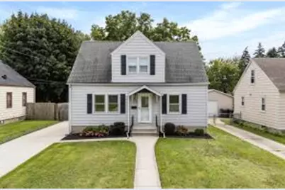 2939 E Norwich Ave, Saint Francis, WI 53235 - Photo 1