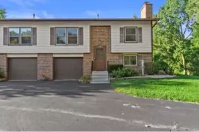 6506 S Parkedge Cir, Franklin, WI 53132 - Photo 1