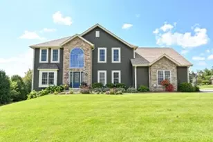 6060 S Conservancy Dr, New Berlin, WI 53151 - Photo 1